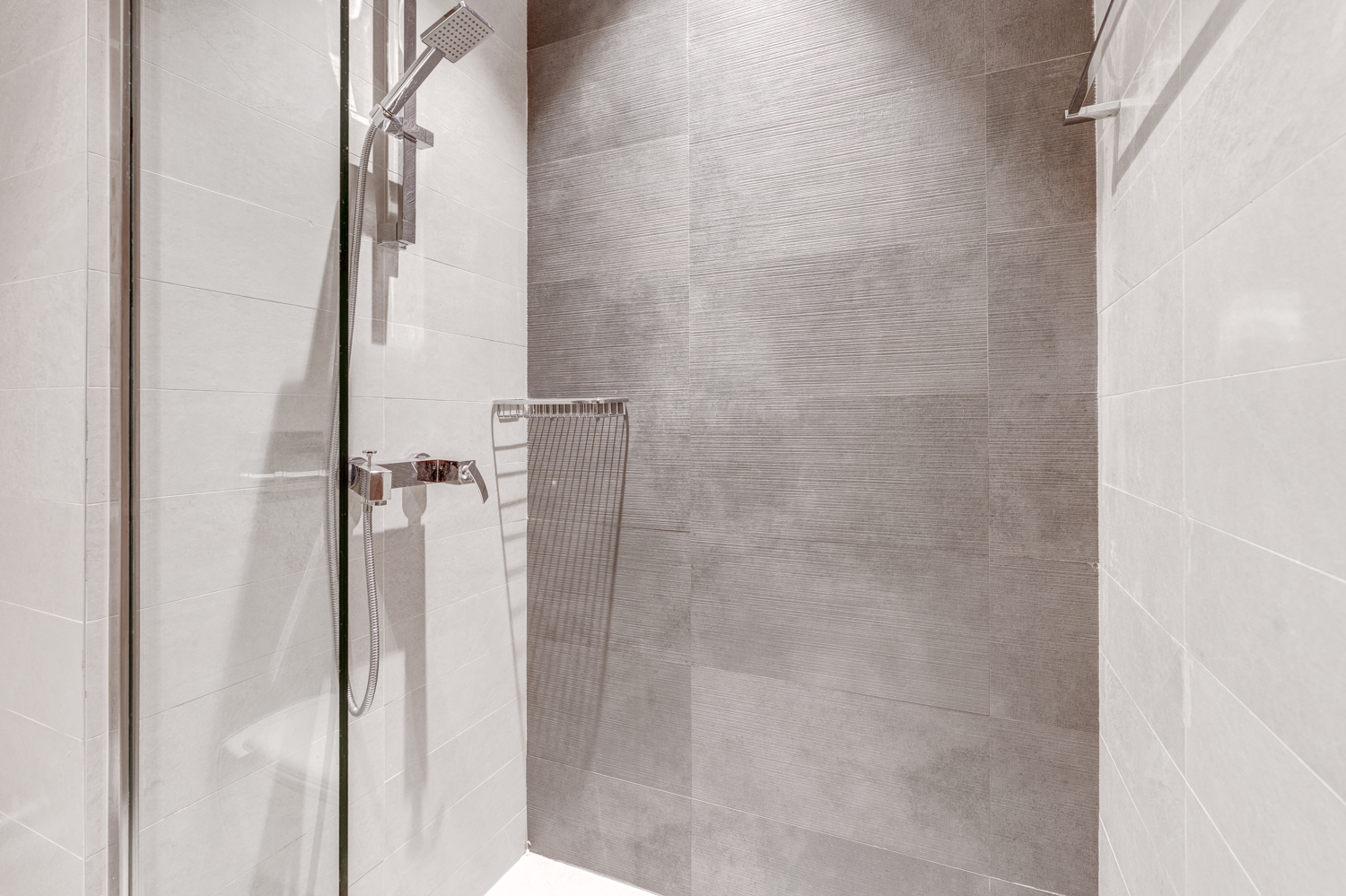 2 Bedrooms Apartment in Sol Avenue