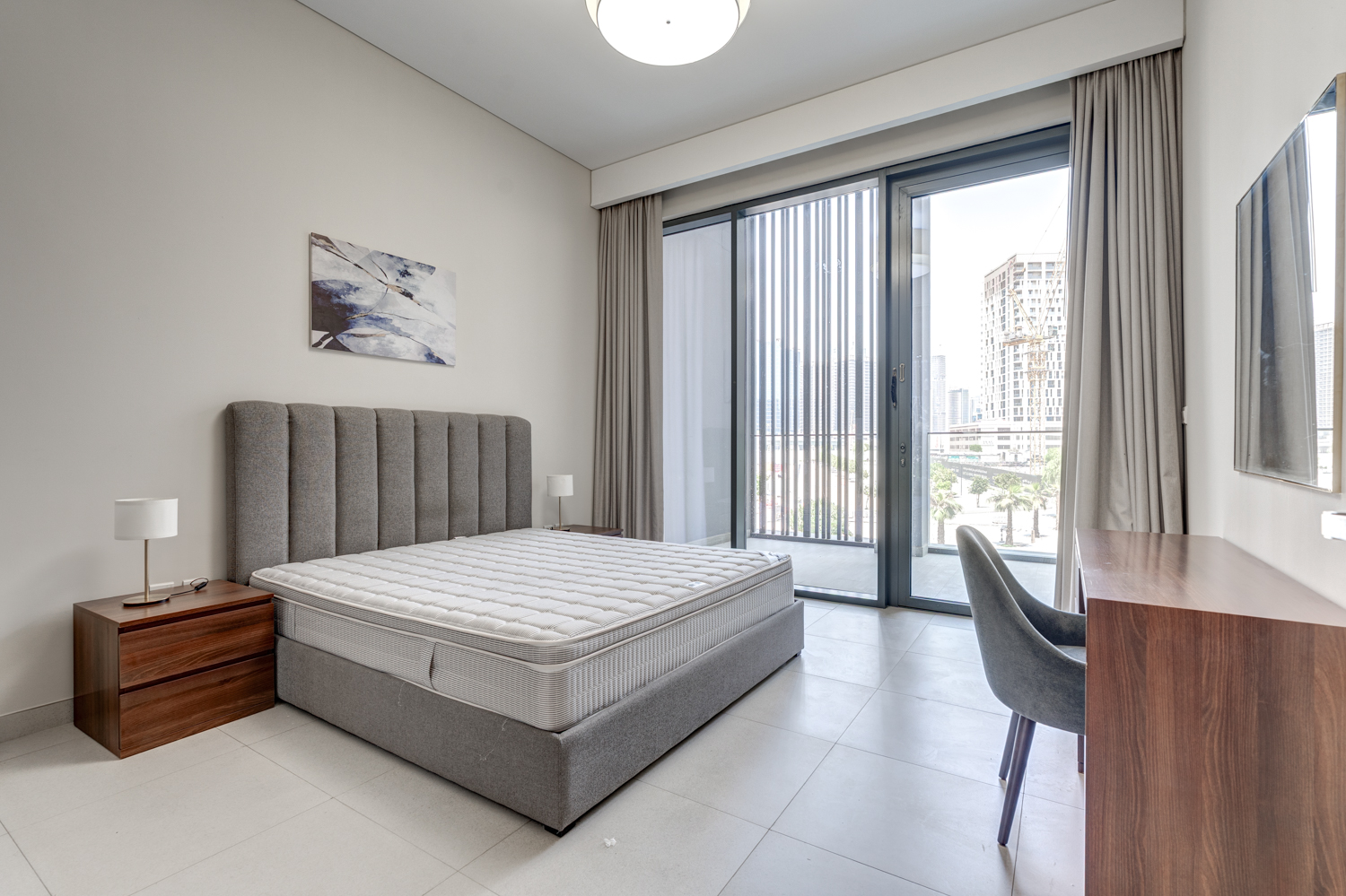 2 Bedrooms Apartment in Sol Avenue