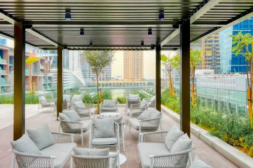 1 Bedroom Apartment in Peninsula One