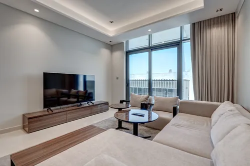 LUXURIOUS | SPACIOUS LAYOUT | PRIME LOCATION