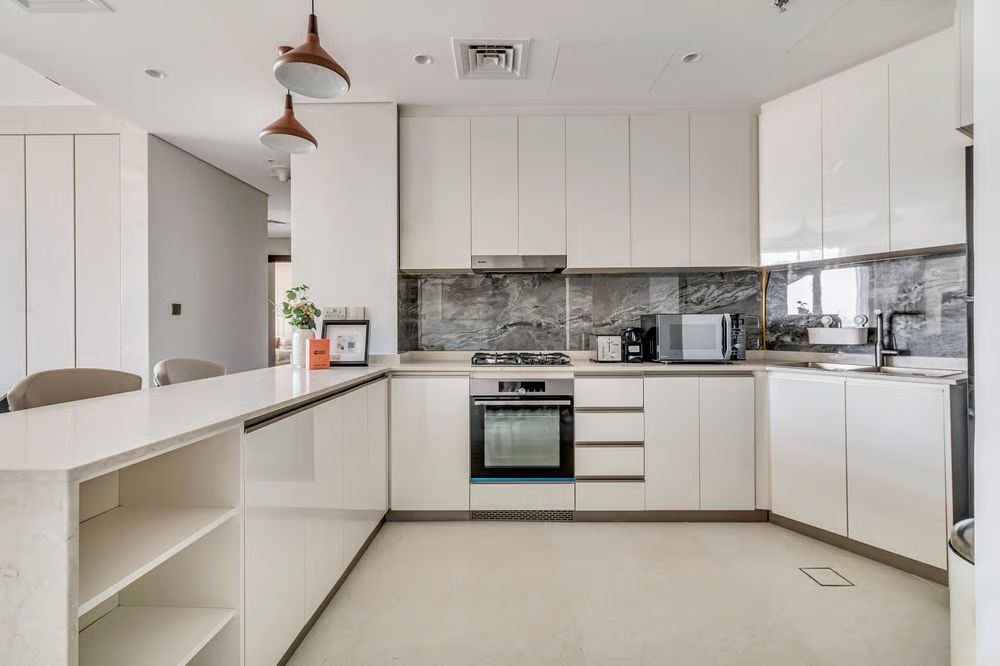 2 Bedrooms Apartment in Nobles Tower