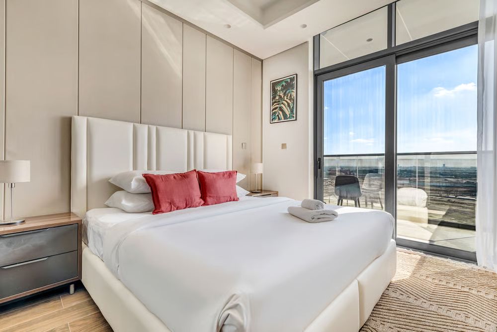 2 Bedrooms Apartment in Nobles Tower