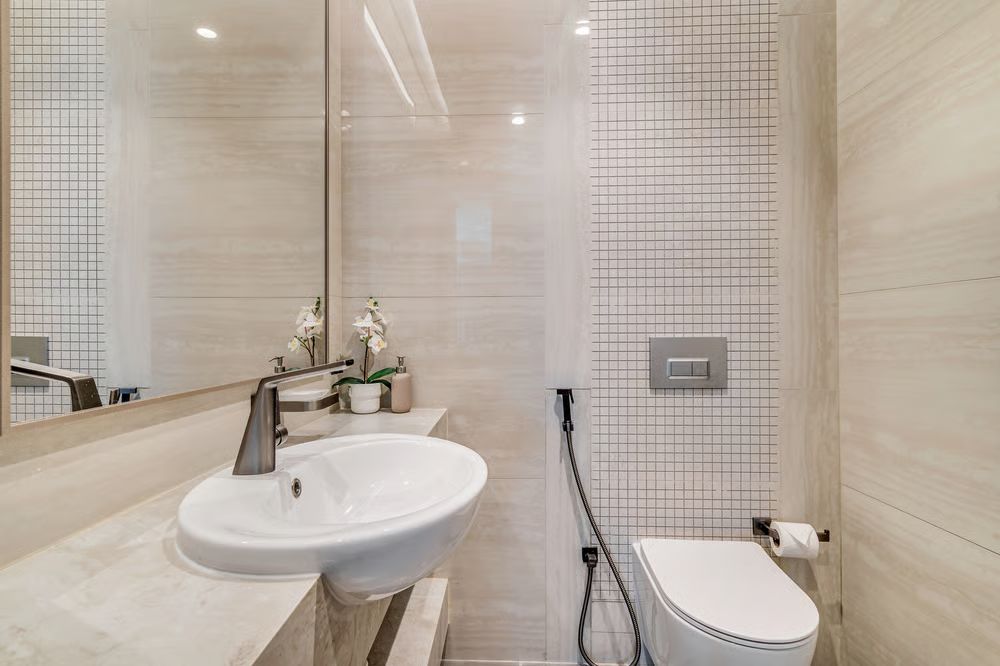 2 Bedrooms Apartment in Nobles Tower