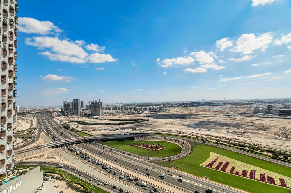 2 Bedrooms Apartment in Nobles Tower