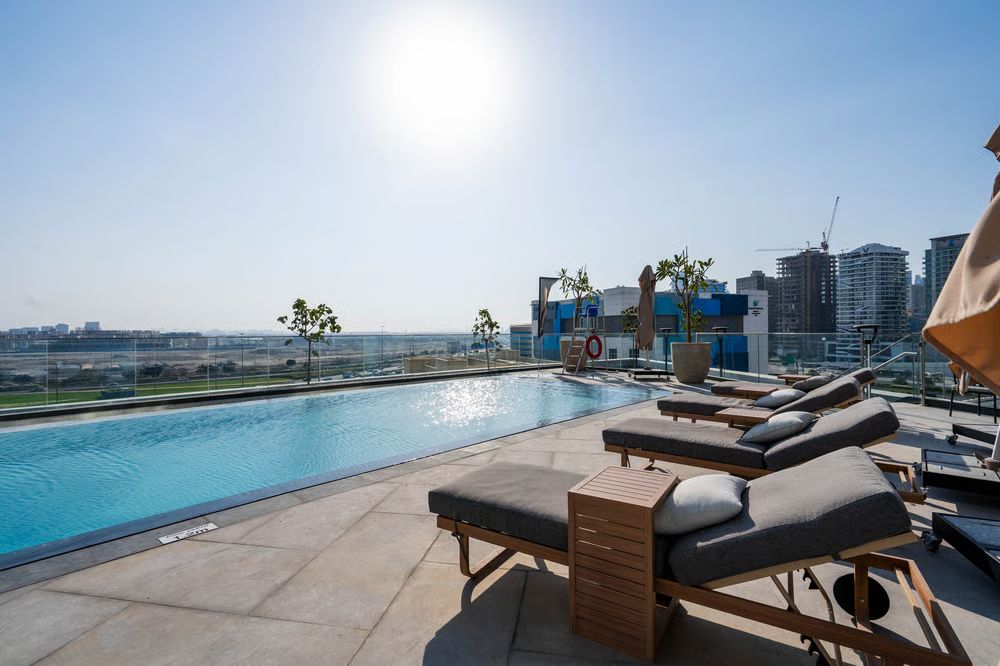 2 Bedrooms Apartment in Nobles Tower