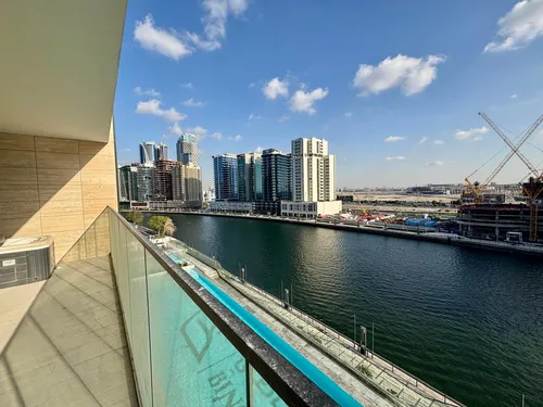 2 Bedrooms Apartment in Trillionaire Residences