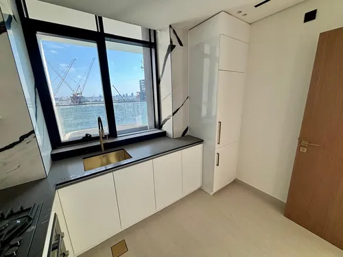 2 Bedrooms Apartment in Trillionaire Residences