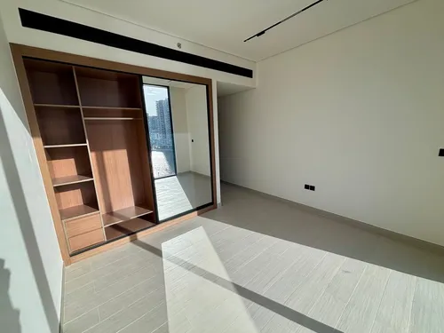 2 Bedrooms Apartment in Trillionaire Residences