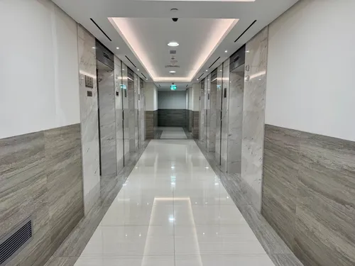1 Bedroom Apartment in The Bay