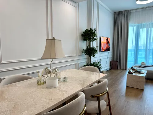 1 Bedroom Apartment in The Bay