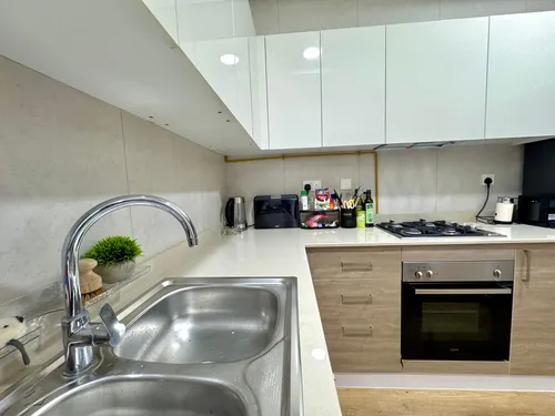 1 Bedroom Apartment in The Bay