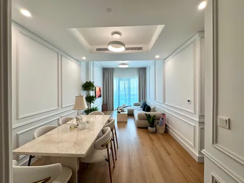 1 Bedroom Apartment in The Bay