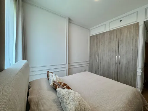 1 Bedroom Apartment in The Bay
