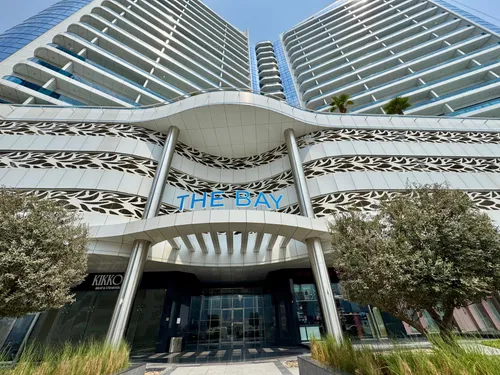 1 Bedroom Apartment in The Bay
