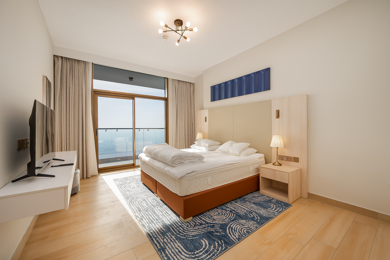 2 Bedrooms Apartment in One of One Luxury Residences