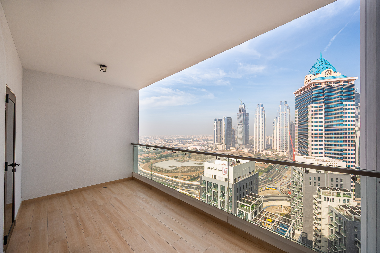 2 Bedrooms Apartment in One of One Luxury Residences