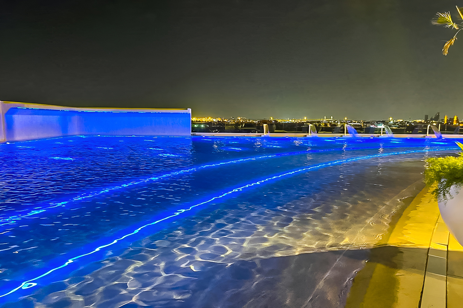 2 Bedrooms Apartment in One of One Luxury Residences