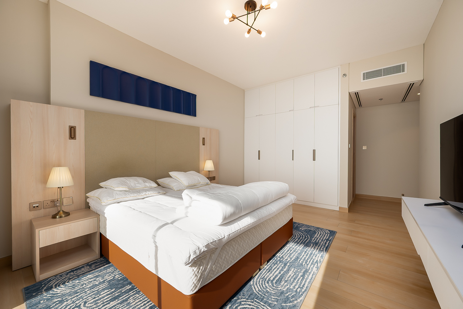 2 Bedrooms Apartment in One of One Luxury Residences