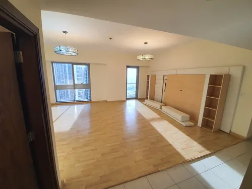 2 Bedrooms Apartment in Executive Tower J