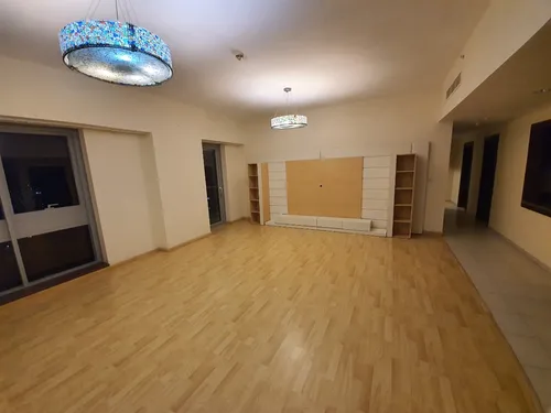 2 Bedrooms Apartment in Executive Tower J