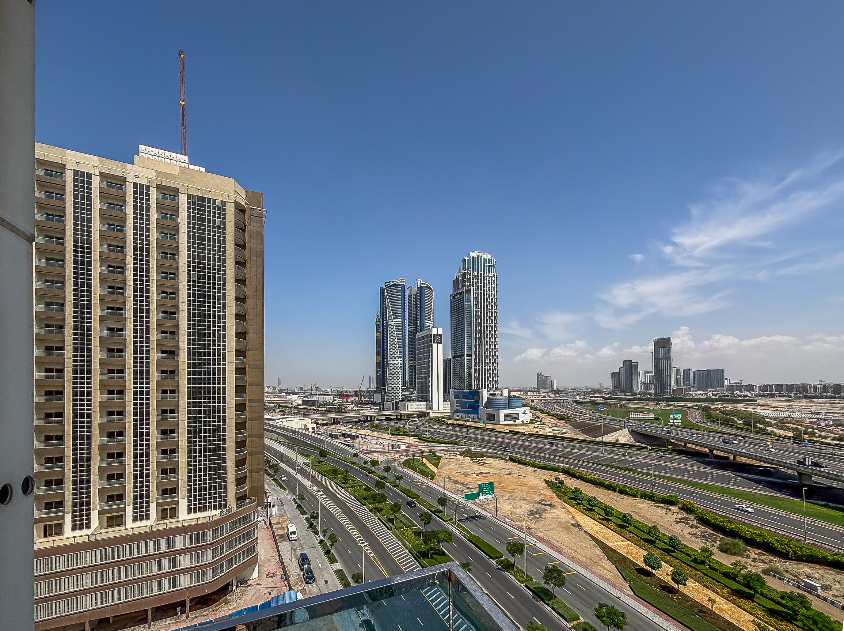 2 Bedrooms Apartment in Waves Tower