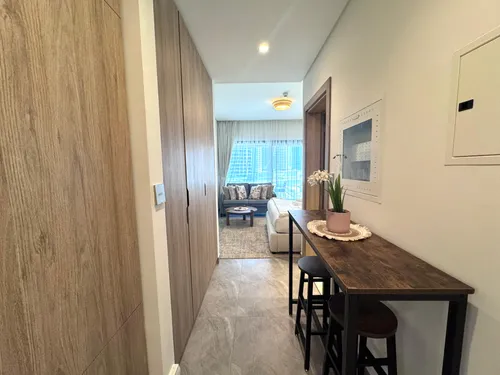  Apartment in Peninsula One