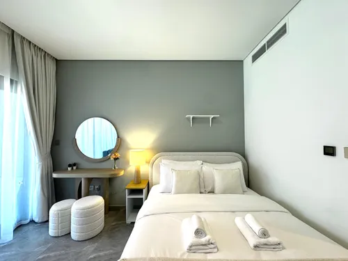  Apartment in Peninsula One