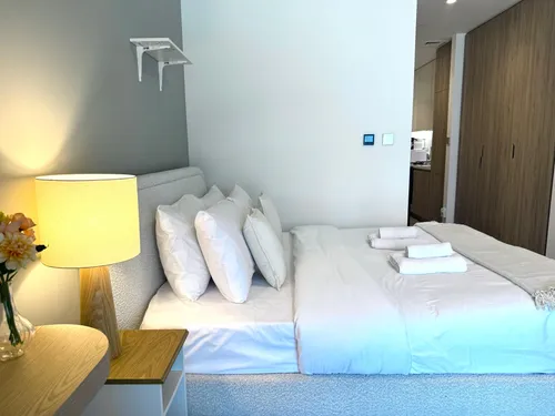  Apartment in Peninsula One