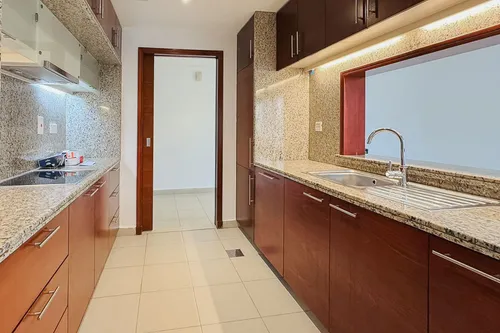 2 Bedrooms Apartment in South Ridge 4