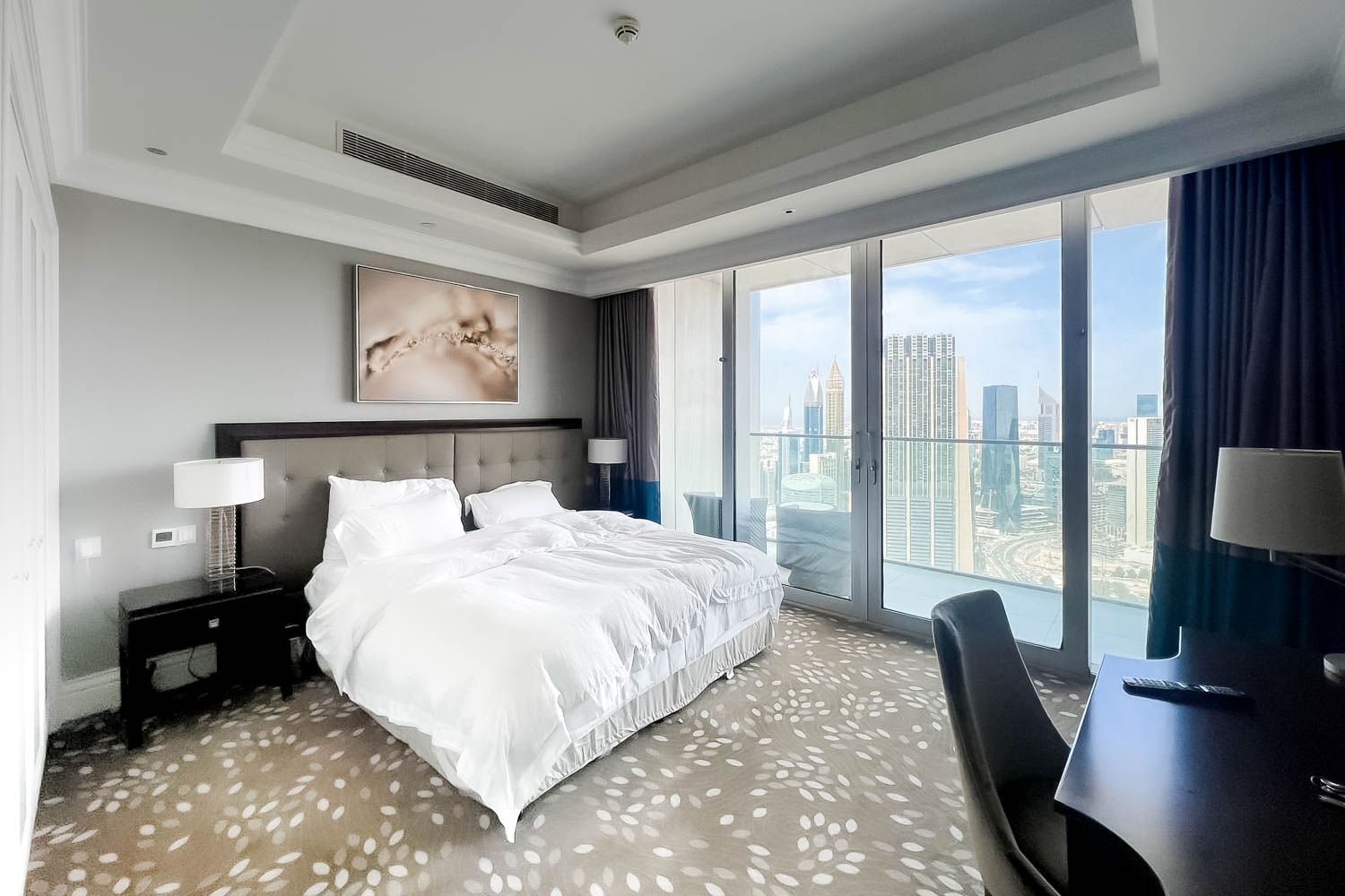 4 Bedrooms Apartment in Kempinski BLVD