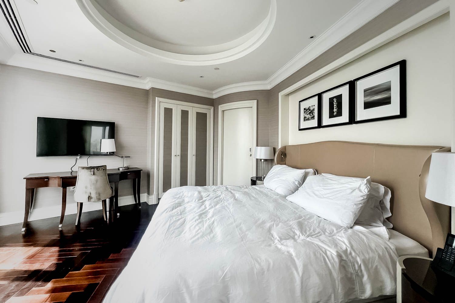 4 Bedrooms Apartment in Kempinski BLVD