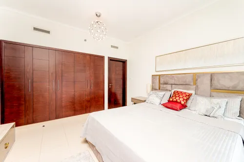 1 Bedroom Apartment in Burj Views C