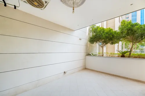 2 Bedrooms Apartment in Claren Tower 2