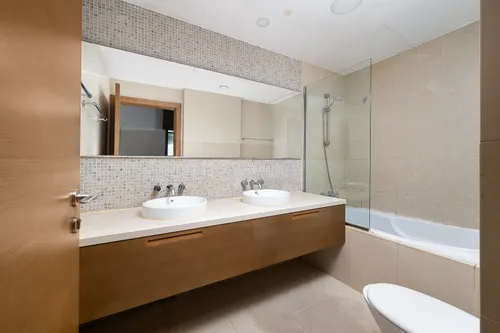 2 Bedrooms Apartment in Claren Tower 2