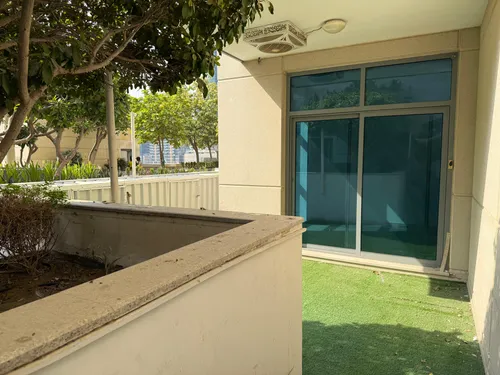 2 Bedrooms Apartment in Claren Tower 2