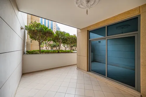 2 Bedrooms Apartment in Claren Tower 2