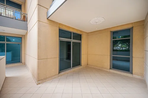 2 Bedrooms Apartment in Claren Tower 2