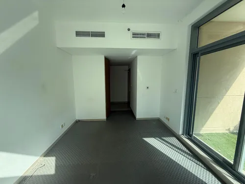 2 Bedrooms Apartment in Claren Tower 2