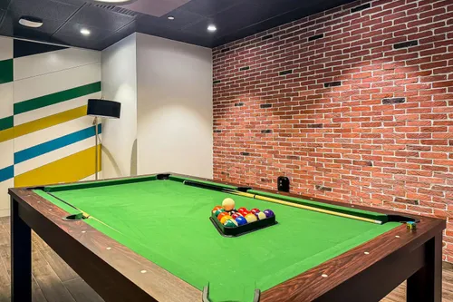 3 Bedrooms Apartment in Imperial Avenue