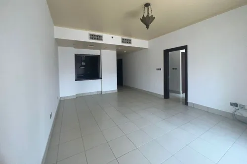 Bright and Spacious | Unfurnished | Vacant