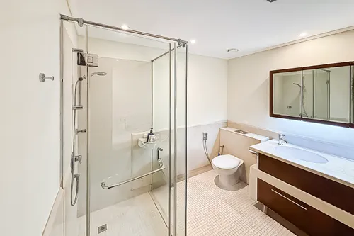 2 Bedrooms Apartment in South Ridge 5