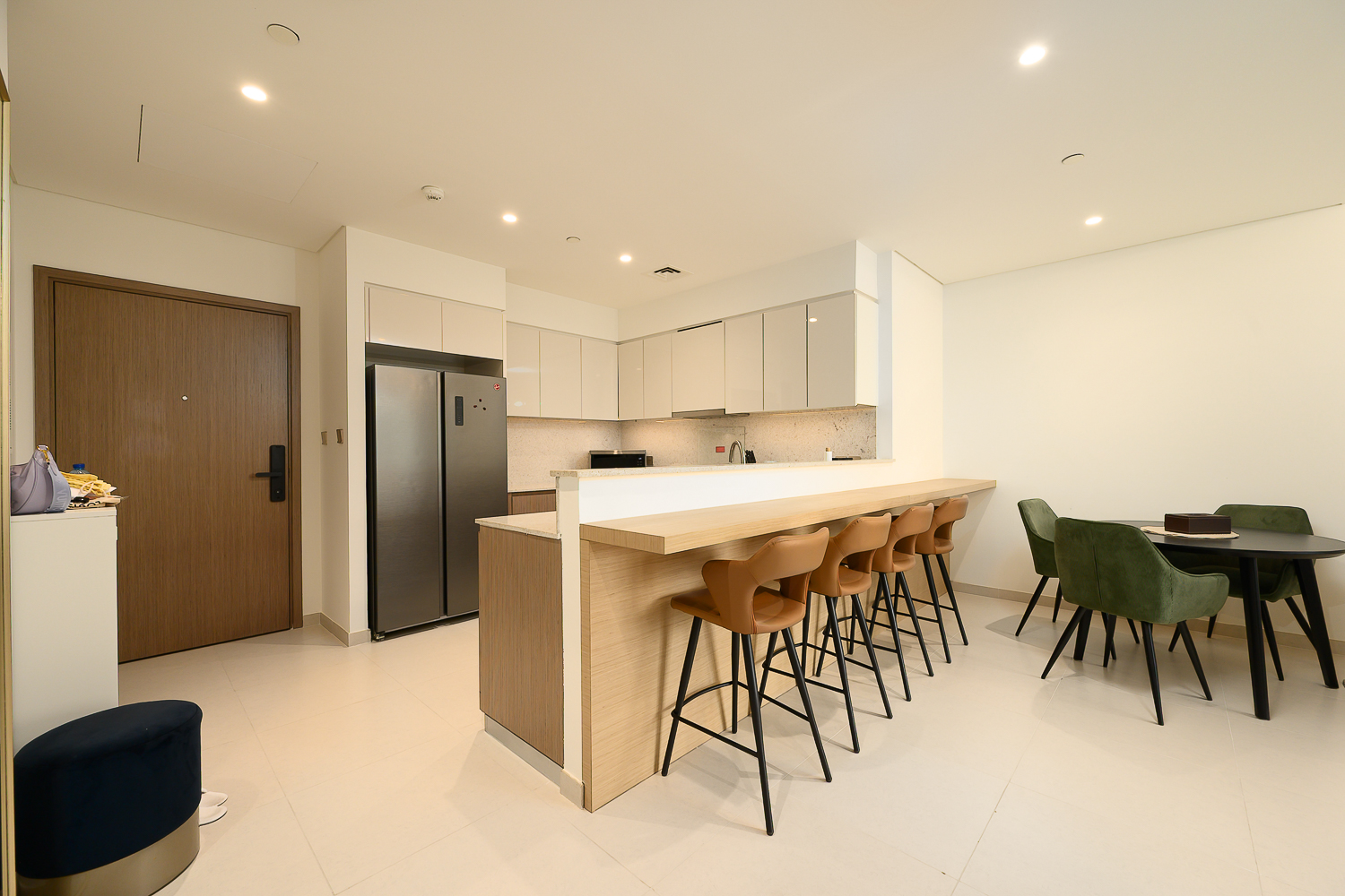 3 Bedrooms Apartment in Burj Royale