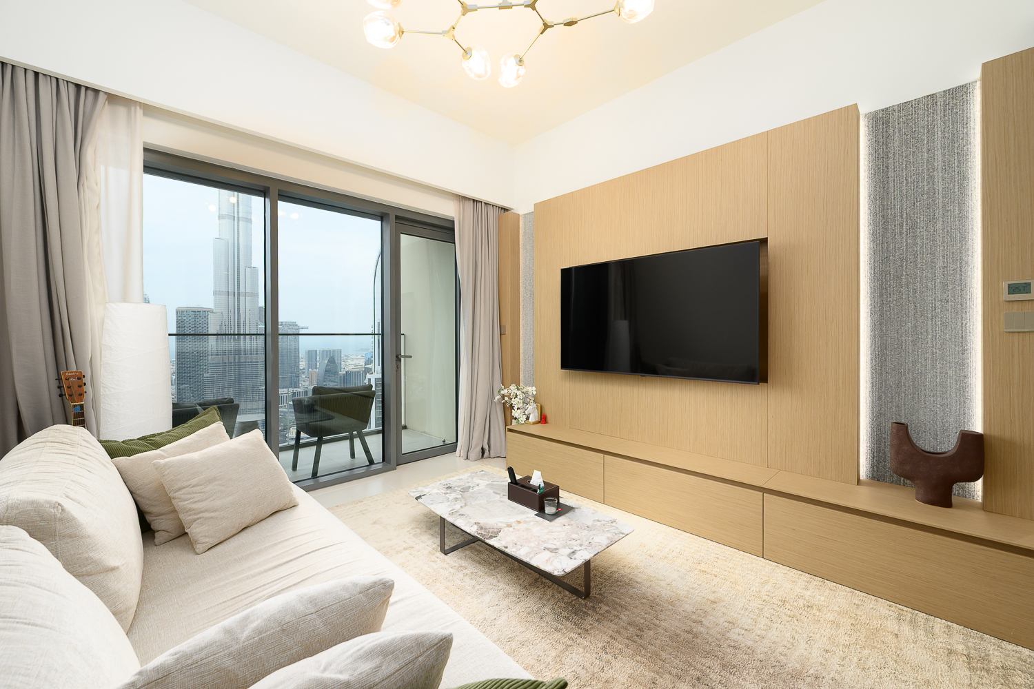 3 Bedrooms Apartment in Burj Royale