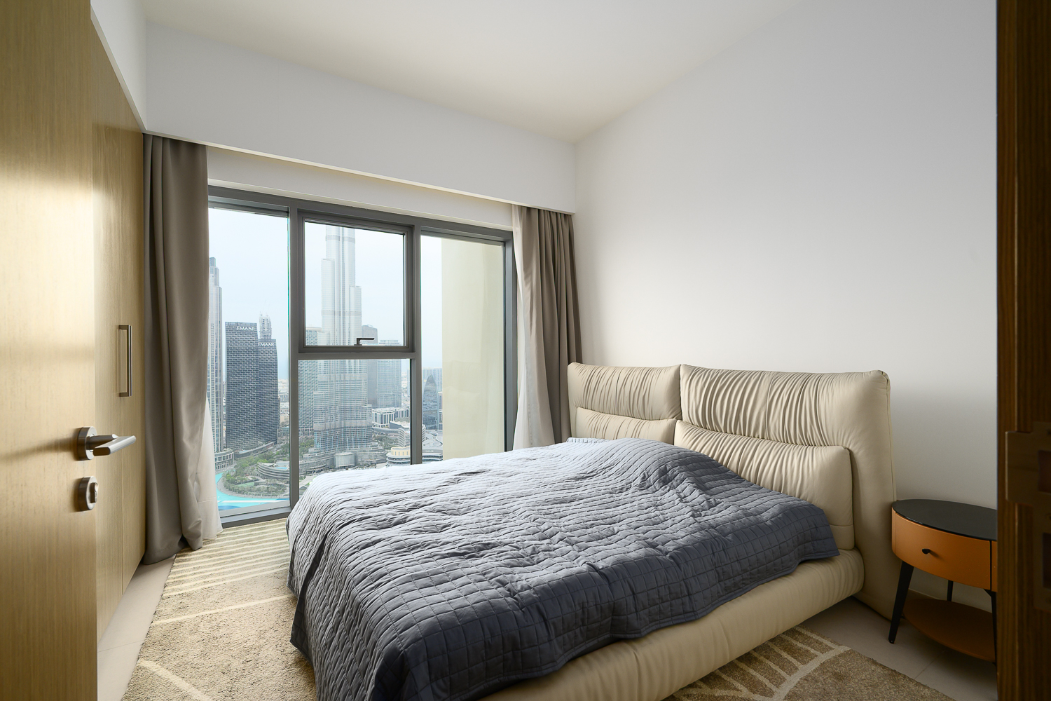 3 Bedrooms Apartment in Burj Royale