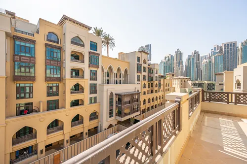 2 Bedrooms Apartment in Al Bahar Residences