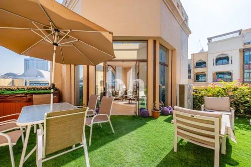 Fountain Burj Khalifa View | Jacuzzi | Vacant