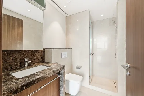 4 Bedrooms Apartment in Boulevard Point