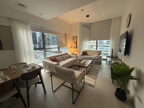 1 Bedroom Apartment in Bellevue Tower 2