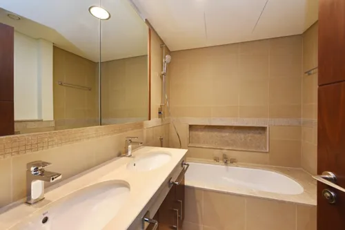 3 Bedrooms Apartment in Burj Vista Tower 1