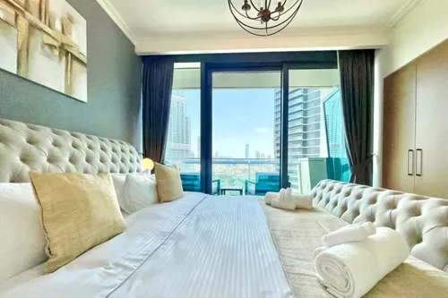 3 Bedrooms Apartment in Burj Vista Tower 1